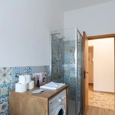 Montanari Zona Il S. Orsola Apartamento Bolonha