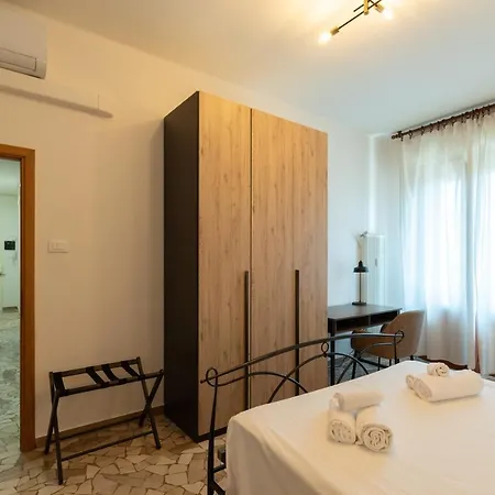 Montanari Zona Il S. Orsola Lägenhet Bologna