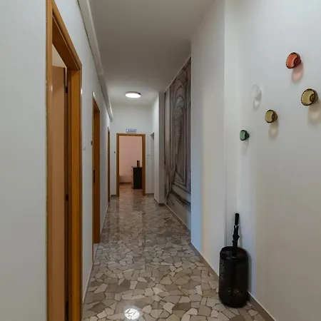 Montanari Zona Il S. Orsola Lägenhet *