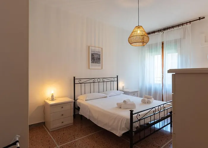 Апартаменты Montanari Zona Il S. Orsola