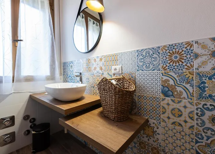 Montanari Zona Il S. Orsola Апартаменты Болонья